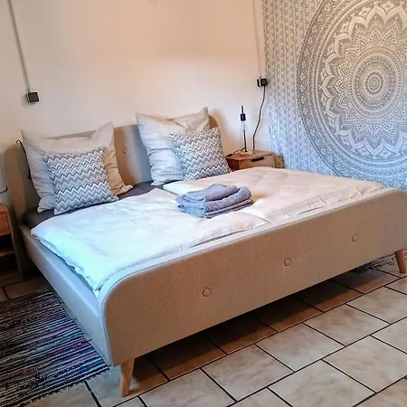 Sleep&Chill - Ruhige Uebernachtung Mit Main-Blick Apartment Neustadt am Main Exterior photo