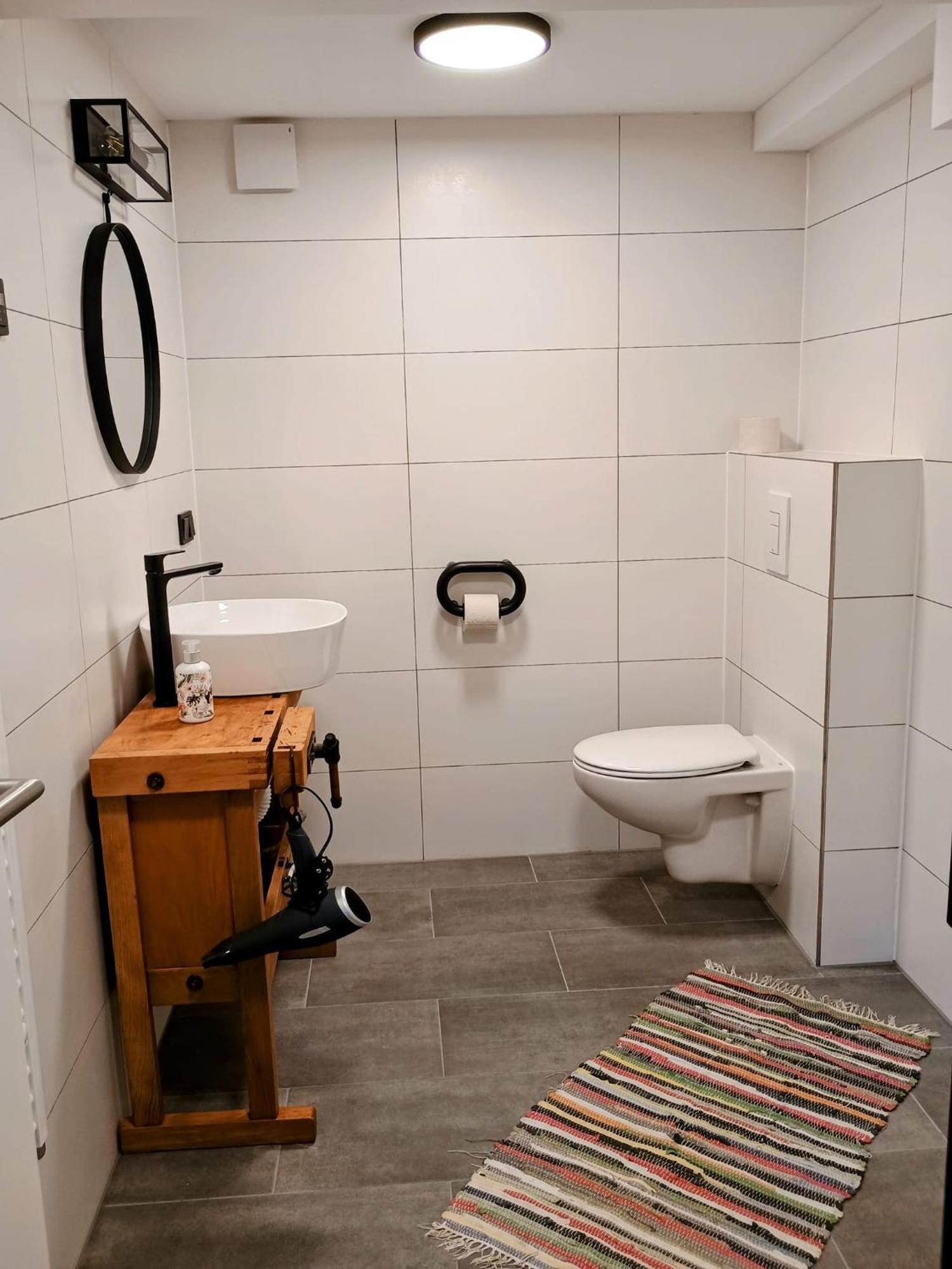 Sleep&chill - Ruhige Uebernachtung Mit Main-blick Neustadt am Main
